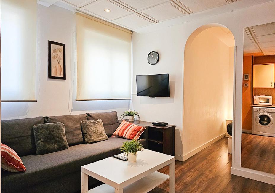 Jerte Apartment Madrid Exterior photo